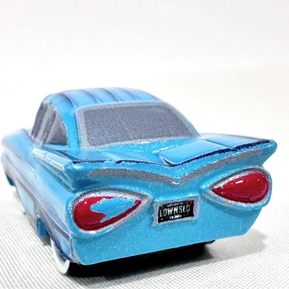 Disney Cars Die-cast Mini Racers Intro Ramone Mattel 2016